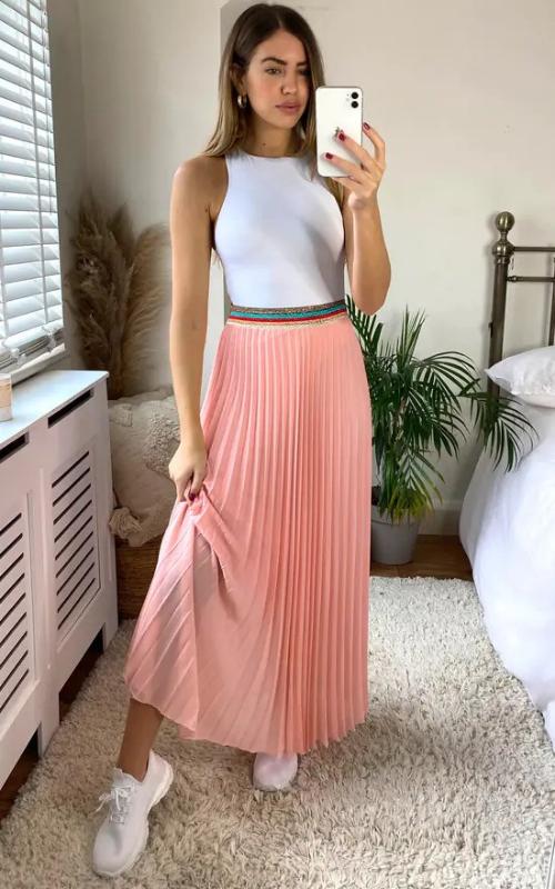 Maxi Skirt with a Fitted Top and Sneakers
