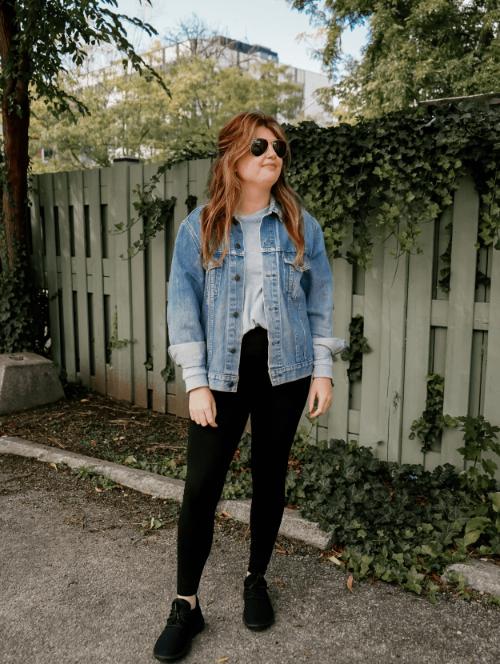 Denim Jacket and Leggings for the Smartest and Most Practical Outfit