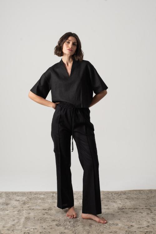 Have Fun with High-Waisted Crop Top